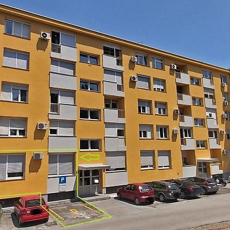 Ka Star Apartment Karlovac Ngoại thất bức ảnh